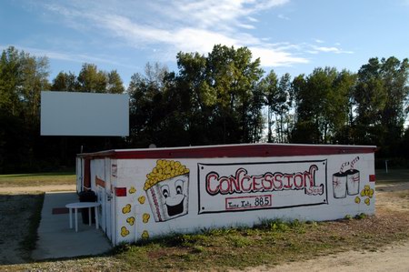 Hi-Way Drive-In Theatre - PROJECTION AND CONCESSION